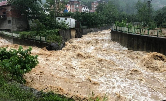 AFAD TRABZON'U UYARDI! PAZARTESİ AKŞAMA KADAR DİKKAT