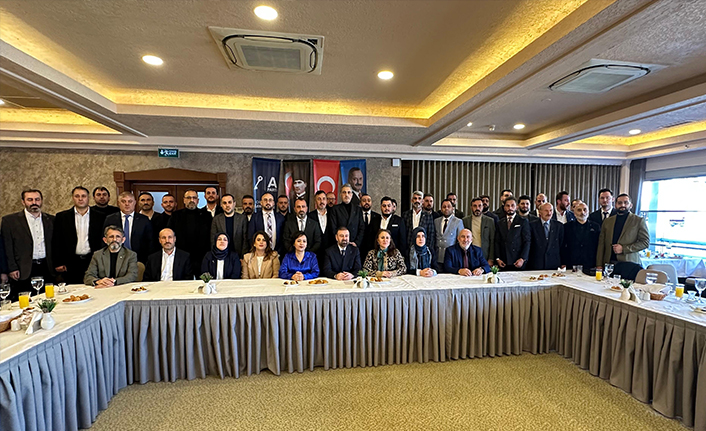 ANAHTAR PARTİ TRABZON'DA İL YÖNETİMİ BELLİ OLDU