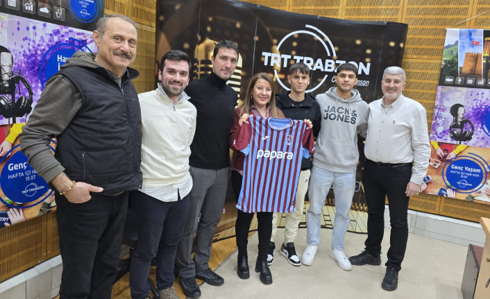 TRABZONSPOR U19 TAKIMI TRT RADYO’YA KATILDI