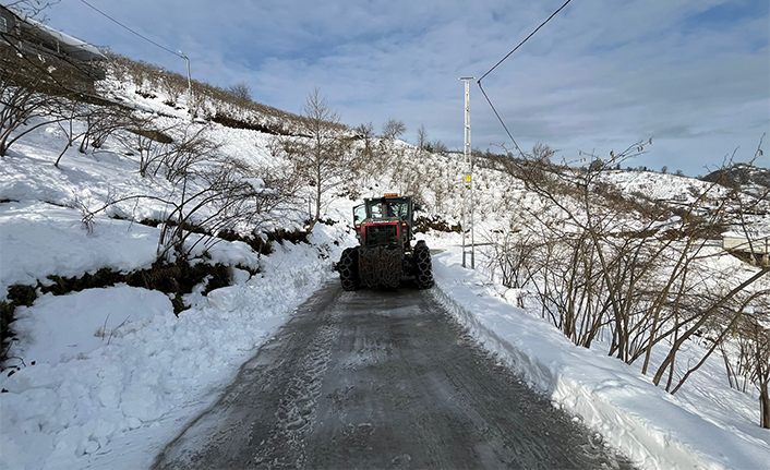 KAPALI MAHALLE YOLLARI ULAŞIMA AÇILIYOR