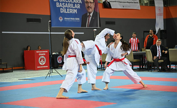 KARATE ŞAMPİYONASI TRABZON’DA BAŞLADI