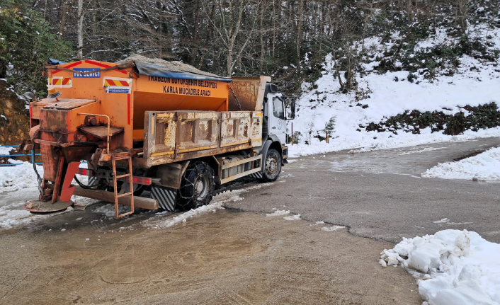 TRABZON’DA KAR NEDENİYLE KAPALI YOL KALMADI